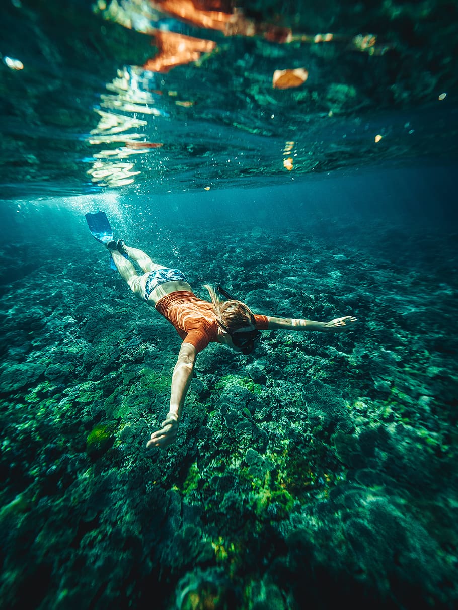 ocean-snorkeling-travel-snorkel